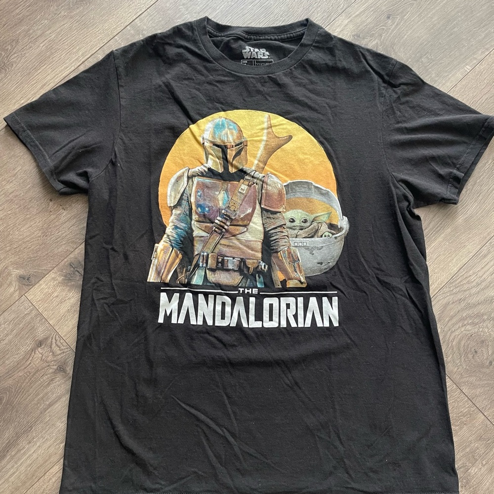 Star Wars Mandalorian Black Tee with Yellow Graphic